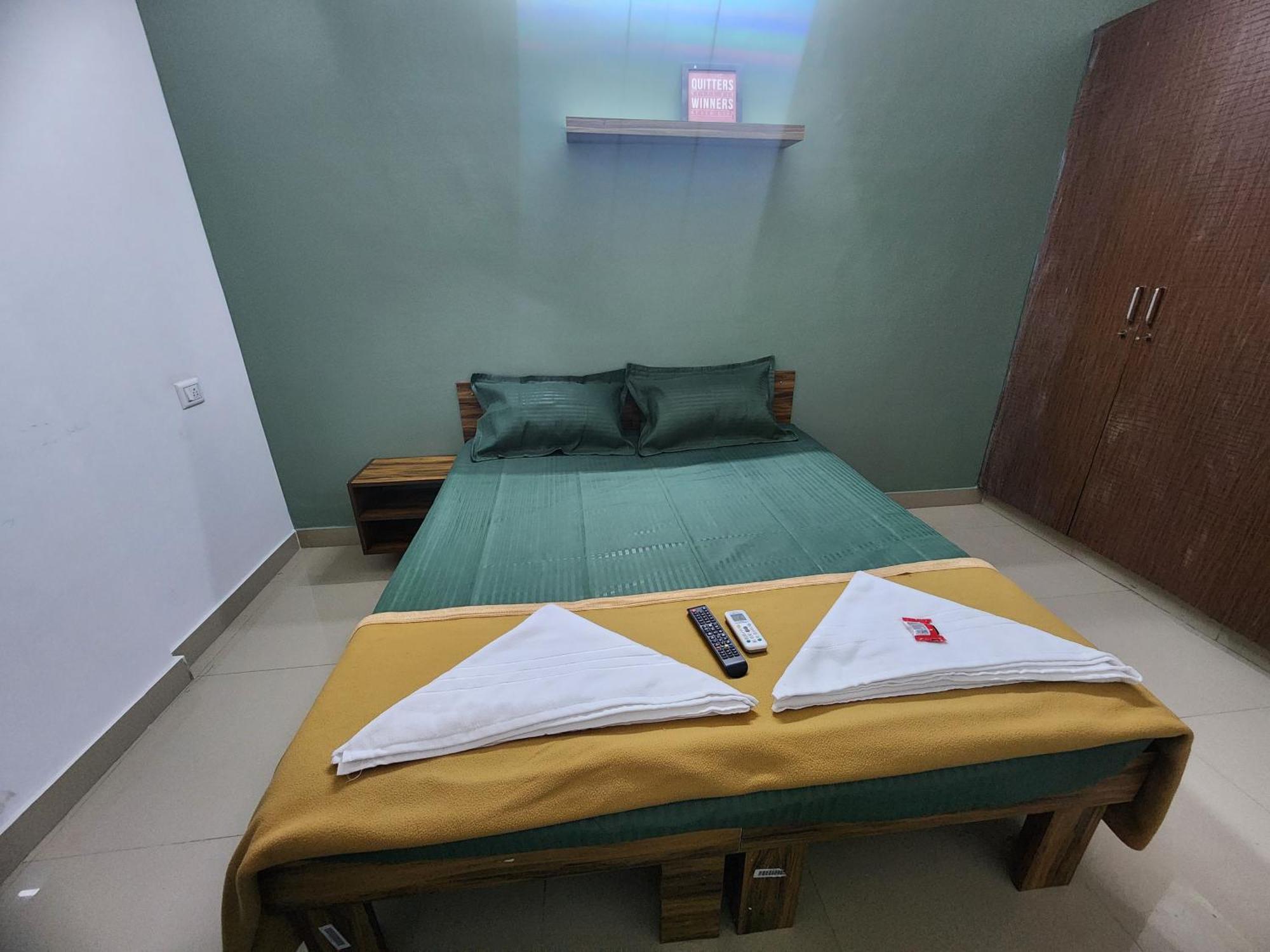 Squarstay Bangalore Bagian luar foto