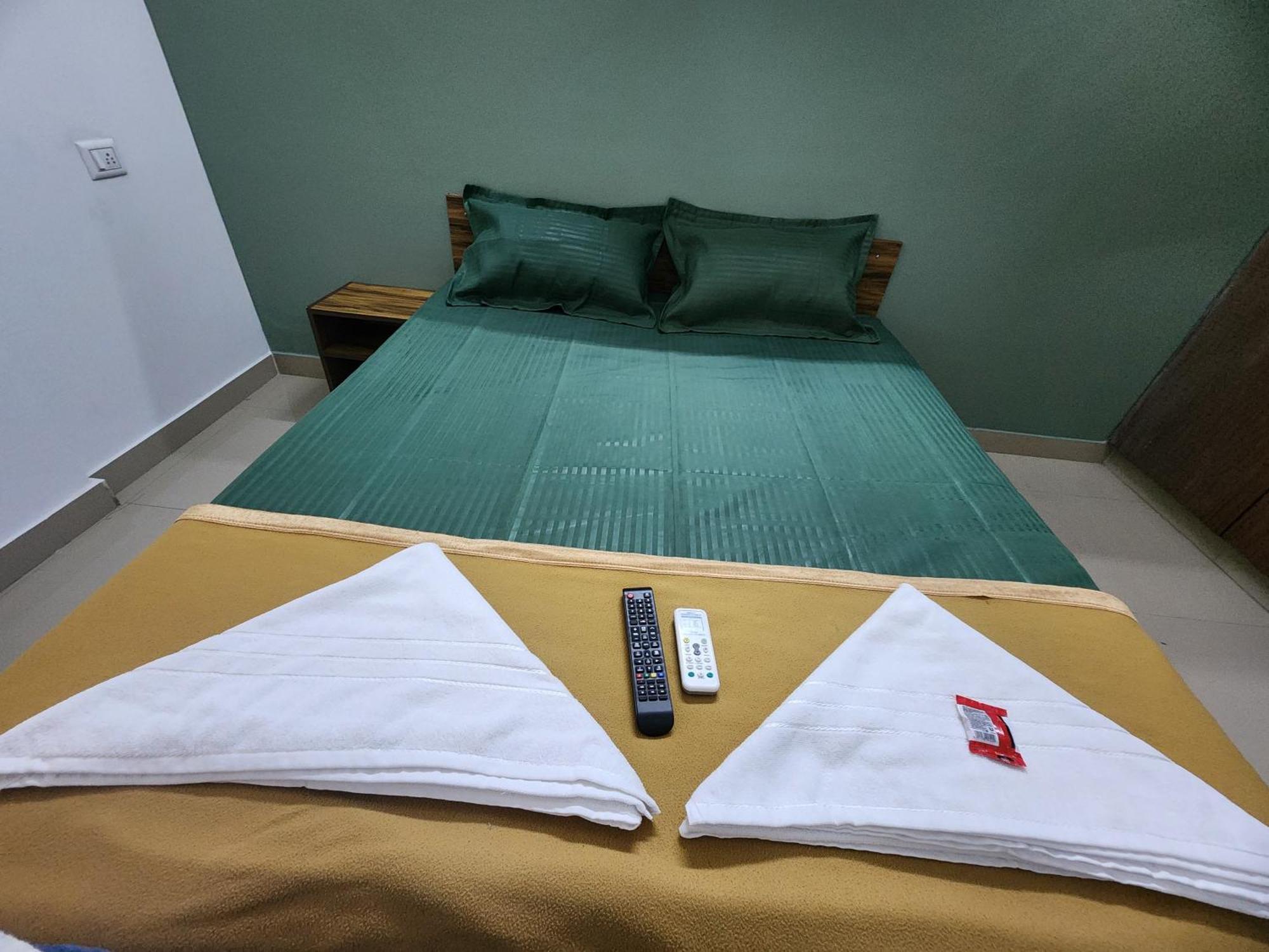 Squarstay Bangalore Bagian luar foto